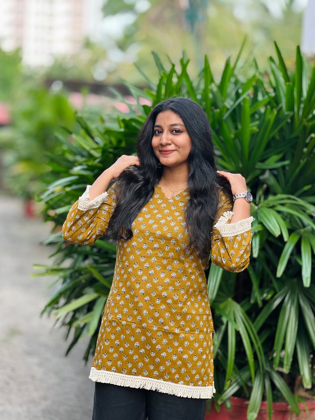 Bloom Mustard - preview 1